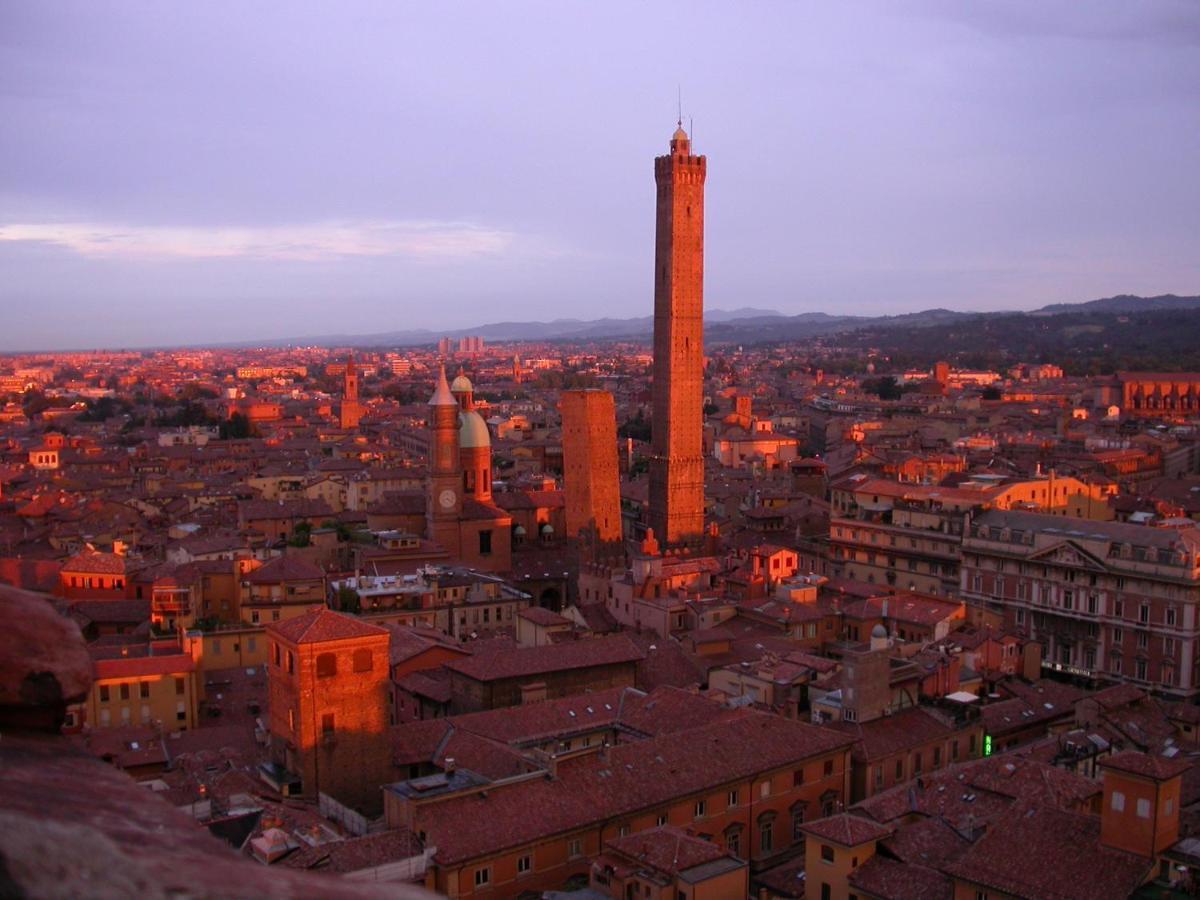 La Colombina Hotel Bologna Bagian luar foto